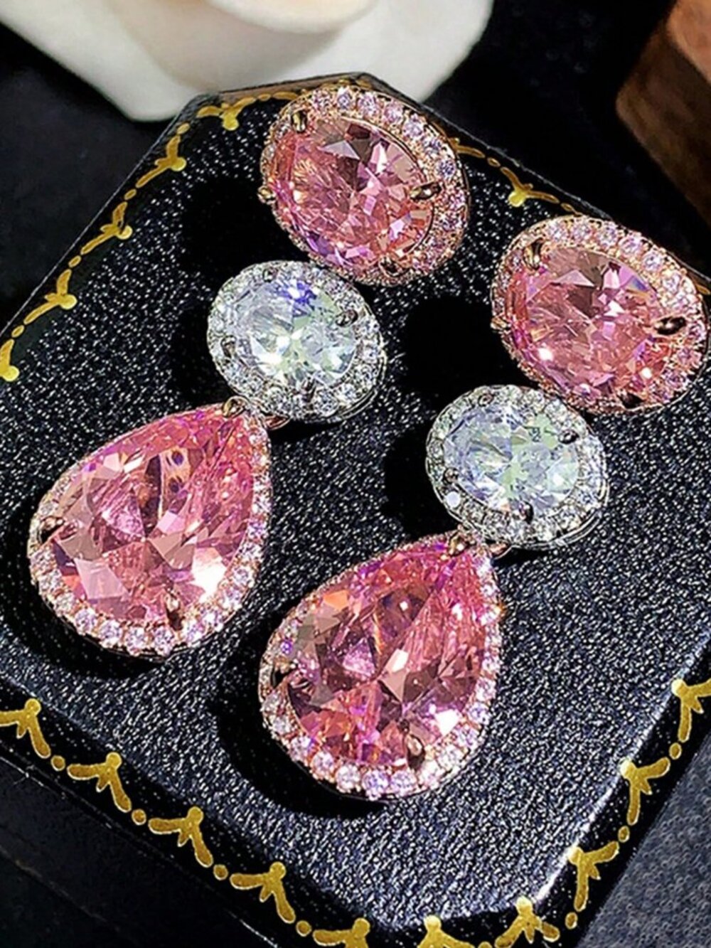 Pink Fantasy Women's Geometric Rhinestone Drop Earrings